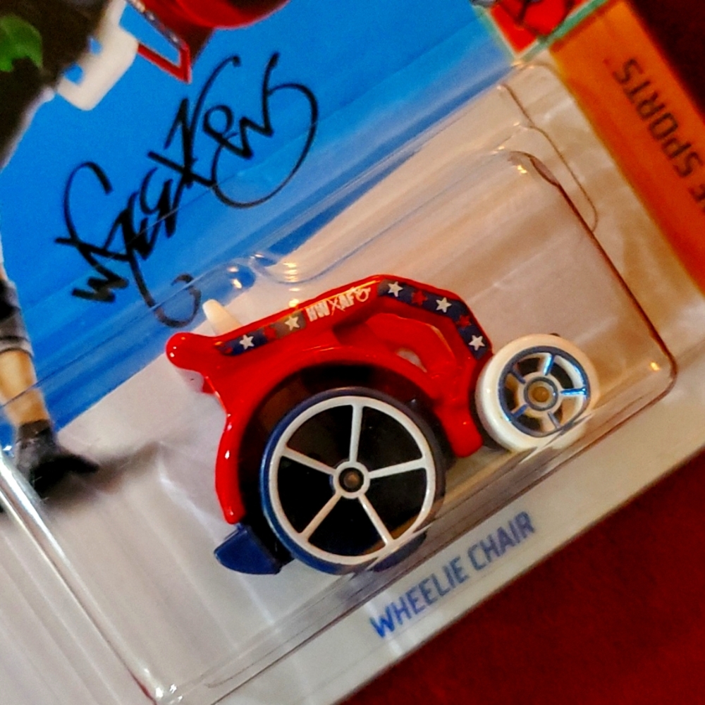 Hot‎ Wheels - Picture 2 of 8